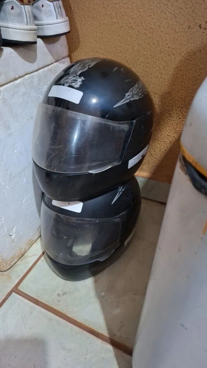 Vendo vários capacetes  - Foto 5