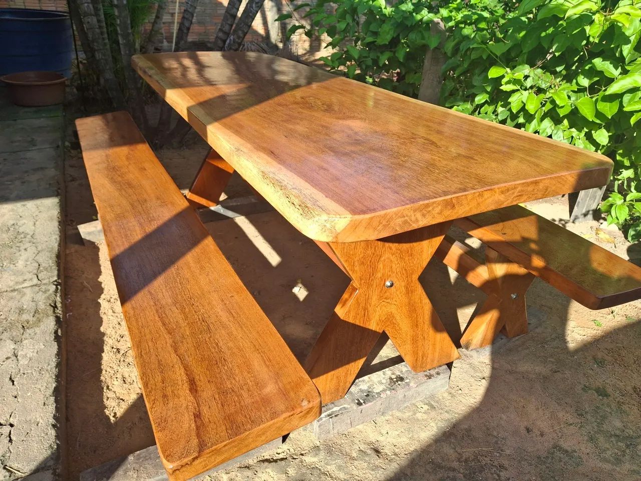 Mesa rustica medindo 2.50x80 - Foto 2