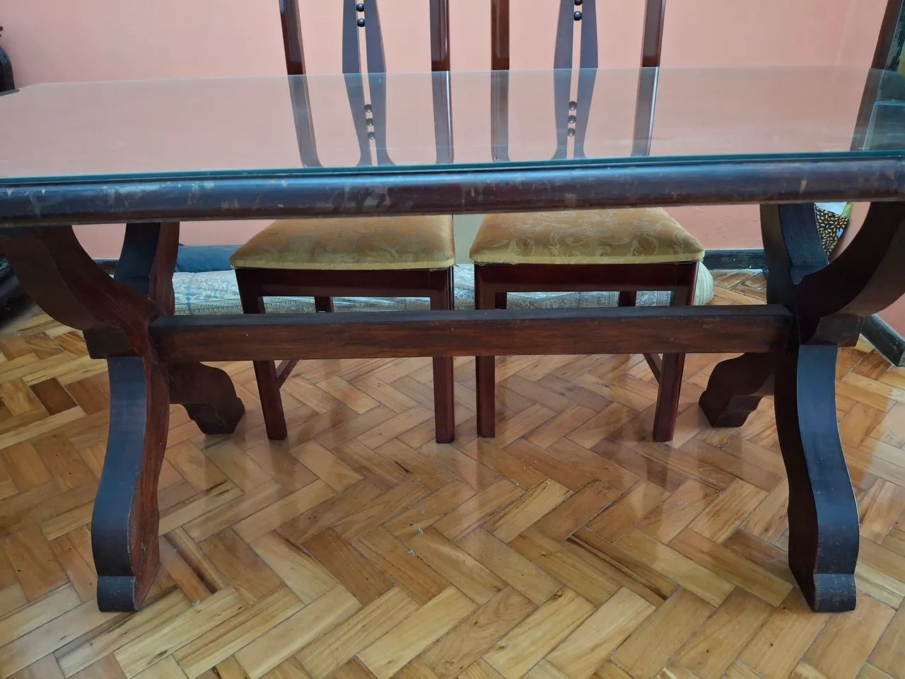 Mesa de jantar retangular em madeira maciça  - Foto 4