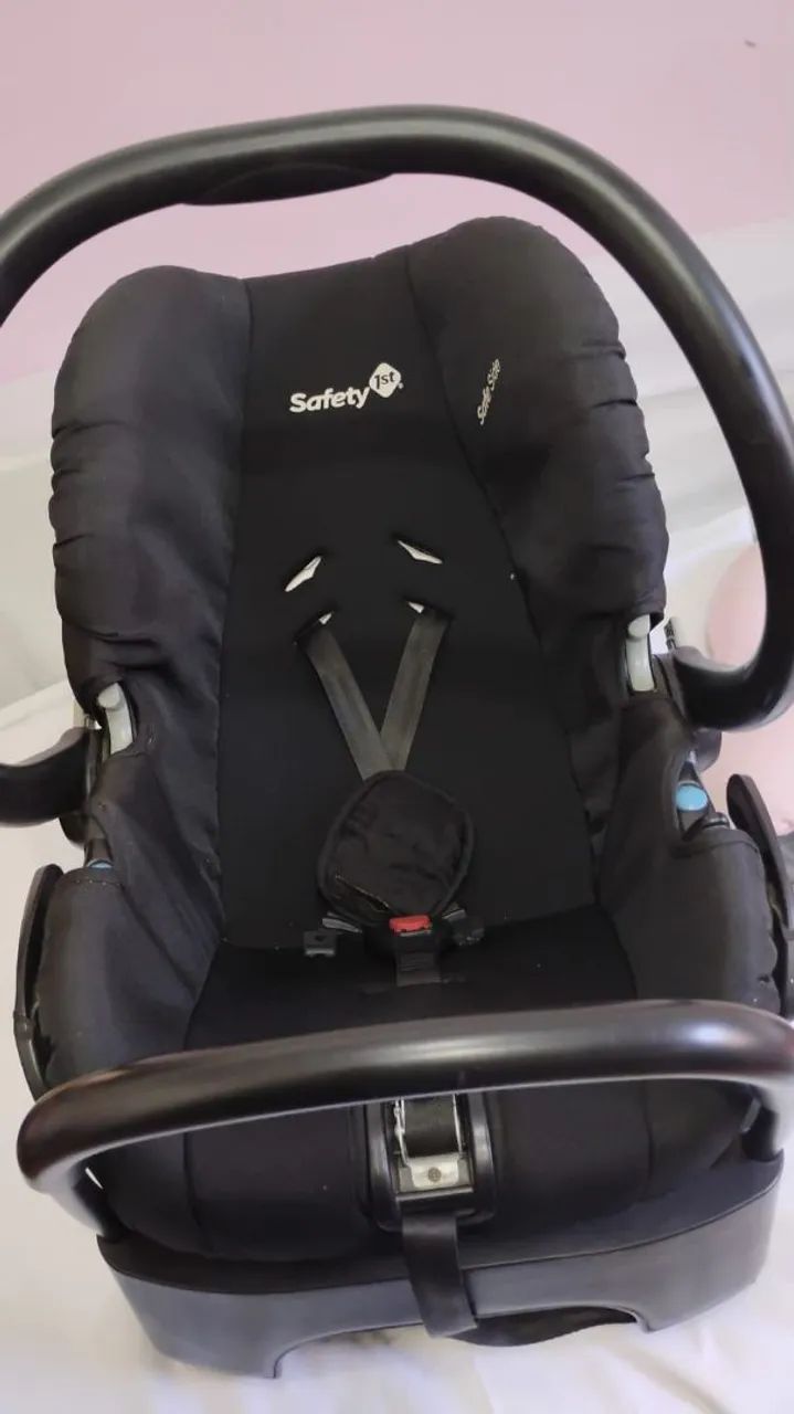 Bebê conforto com base safety 