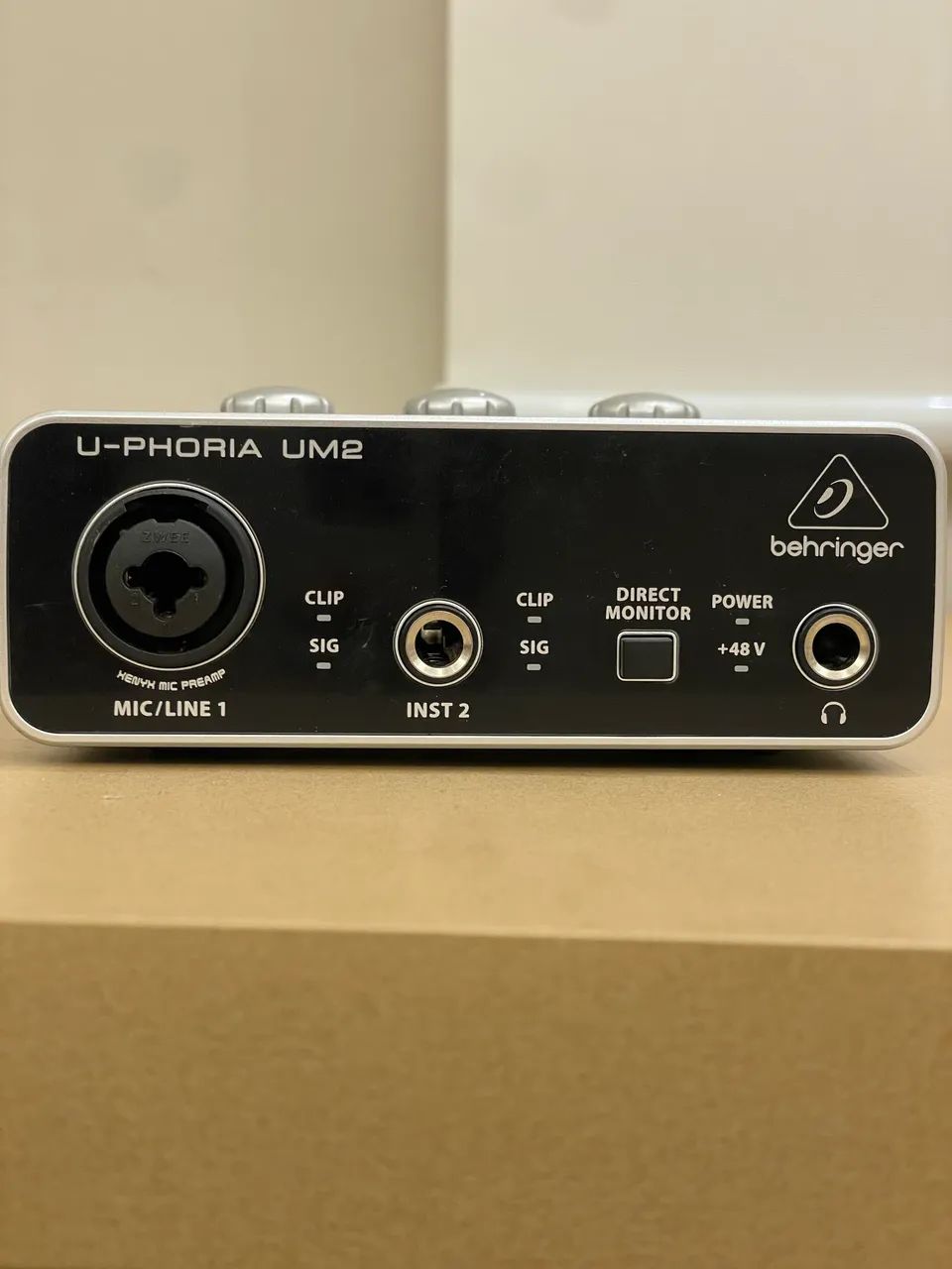 Interface de áudio UM2 Behringer - Foto 3