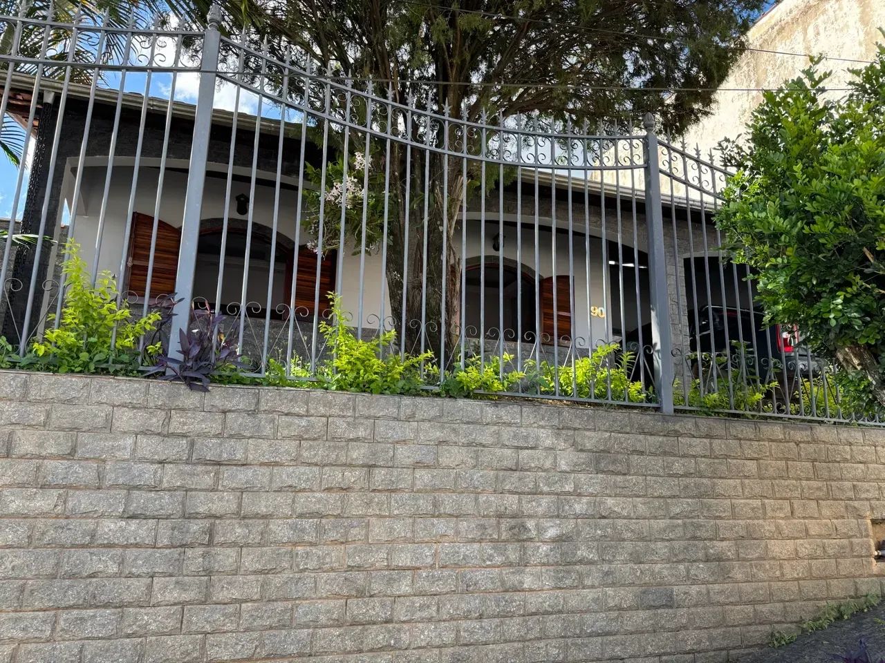 Casa 3 dormitórios, no Parque Olímpico.