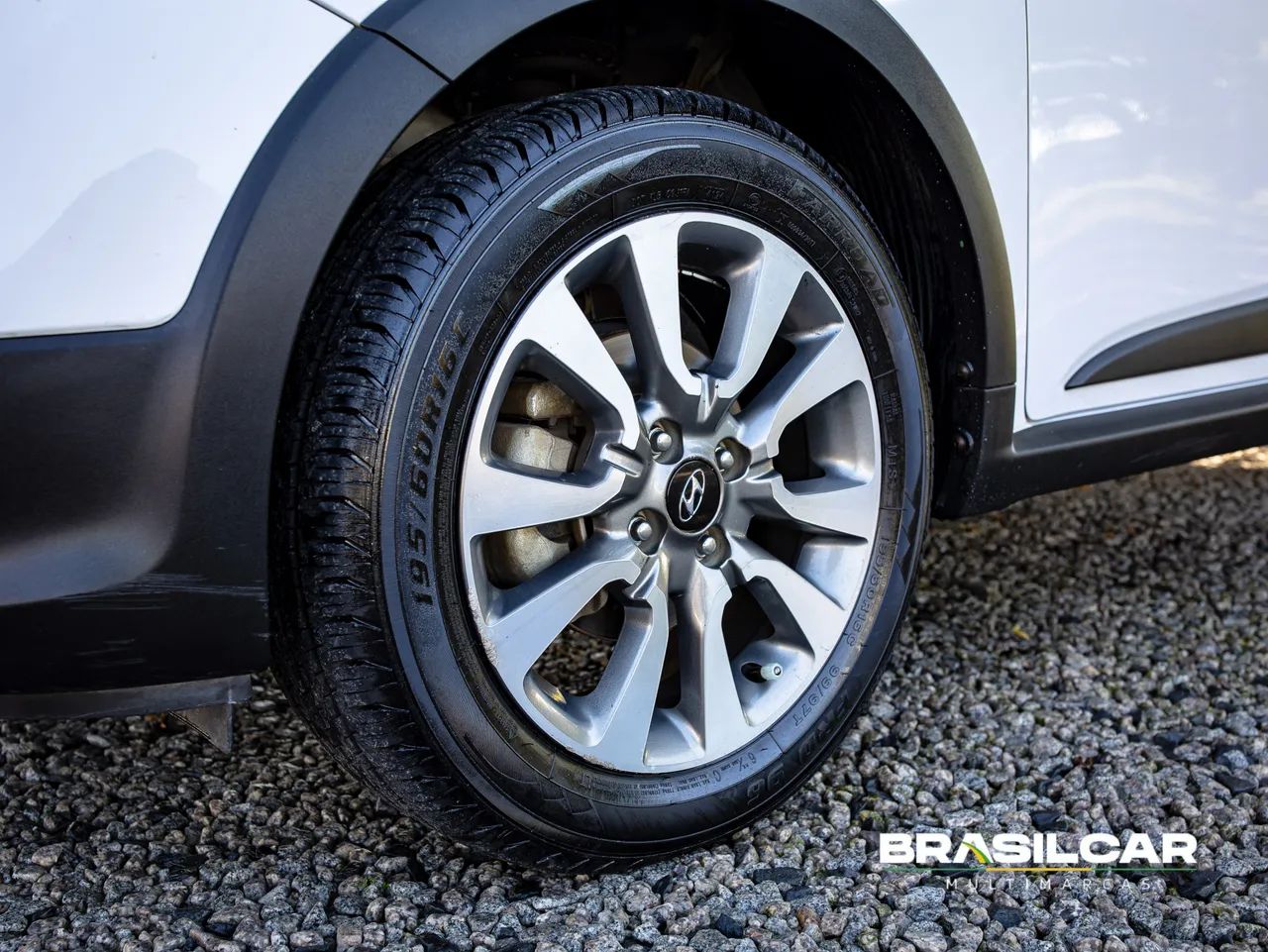 Hyundai HB20X Style 1.6 Flex 16V Mec. 2017 - Foto 4