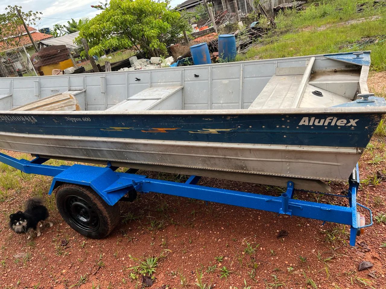 Barco borda alta 6m e carretinha 