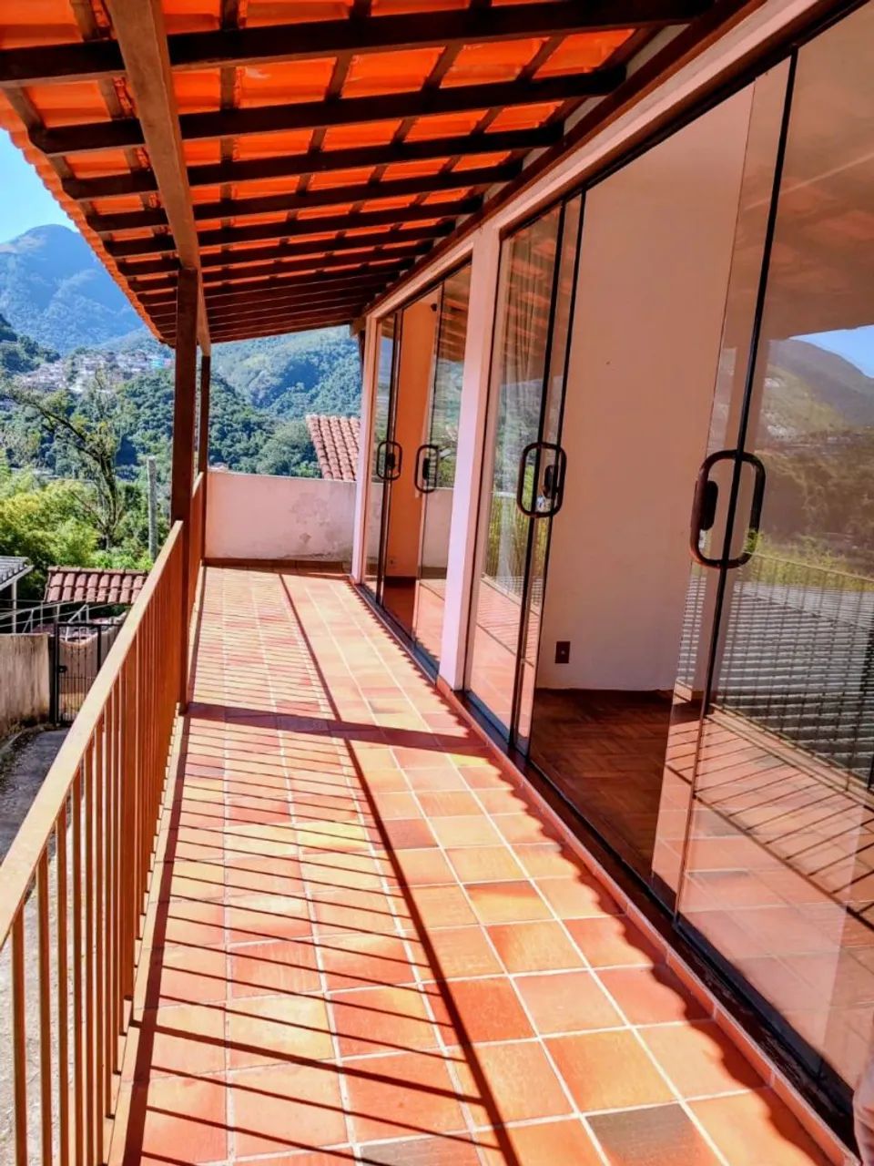 Excelente Casa Área Nobre - Foto 4