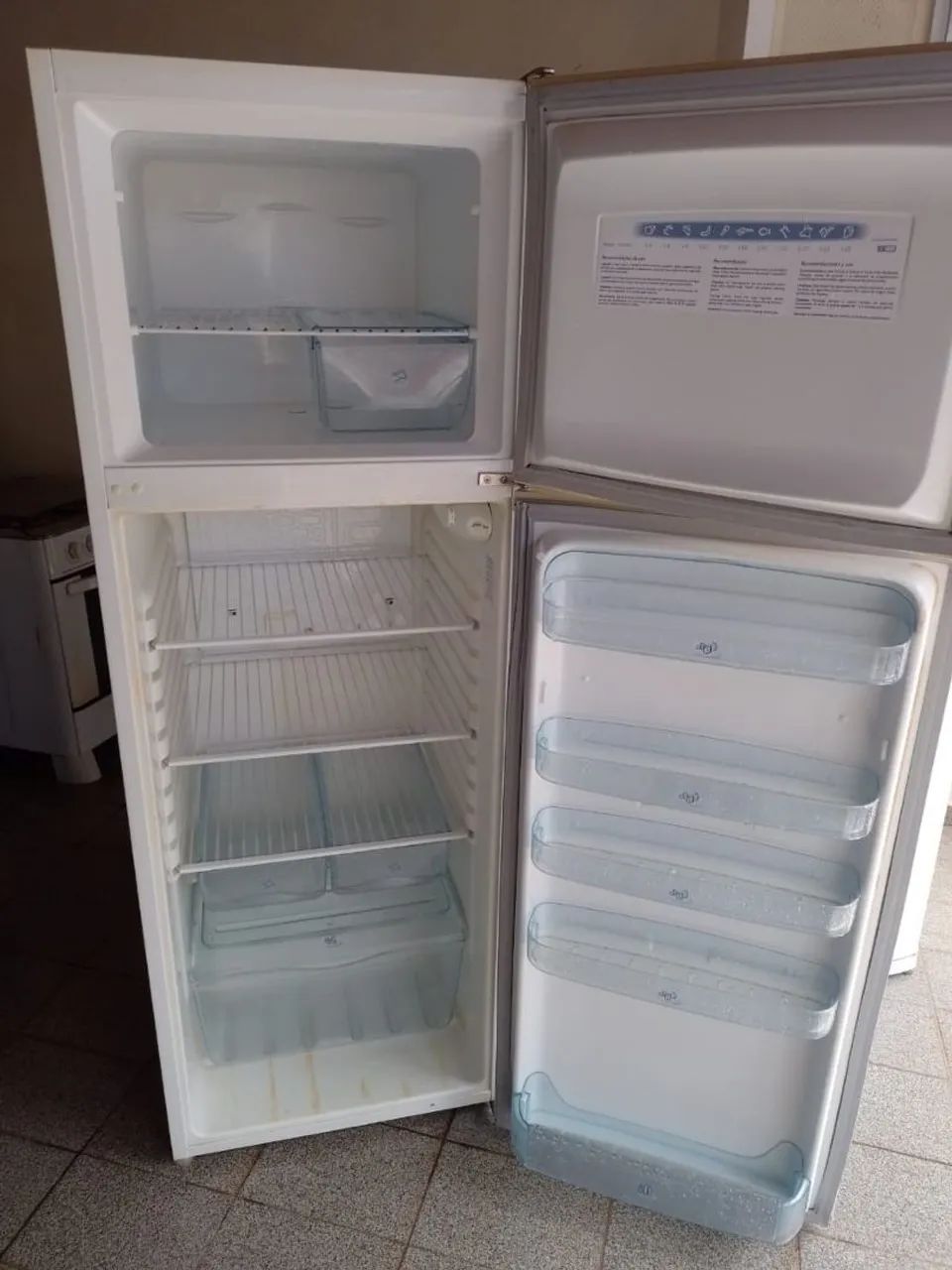 Geladeira Electrolux 360 litros Duplex funcionando perfeitamente  - Foto 3