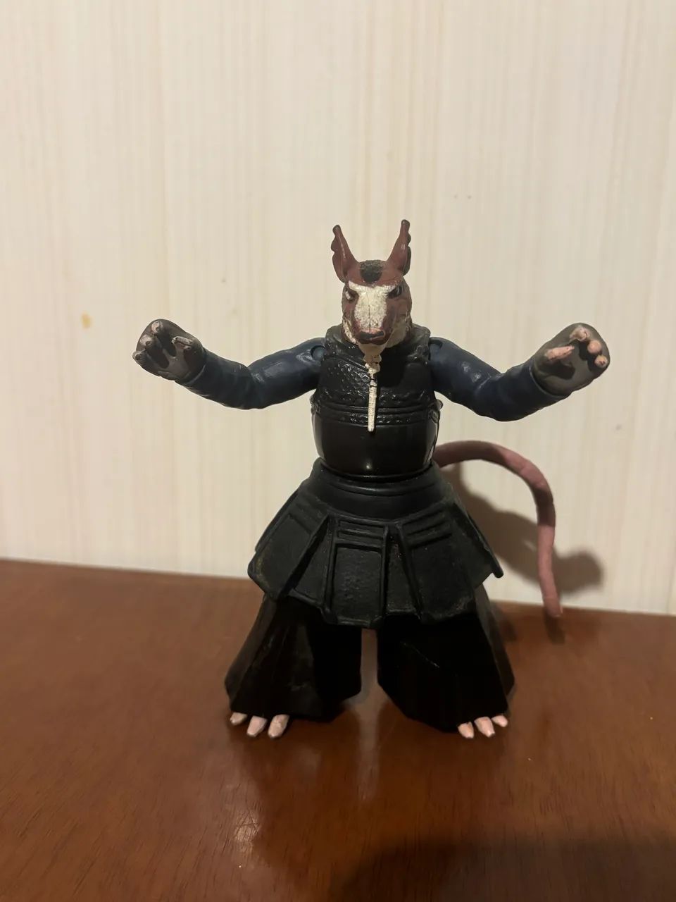 Action Figure Mestre Splinter (versão Dojo Samurai) 