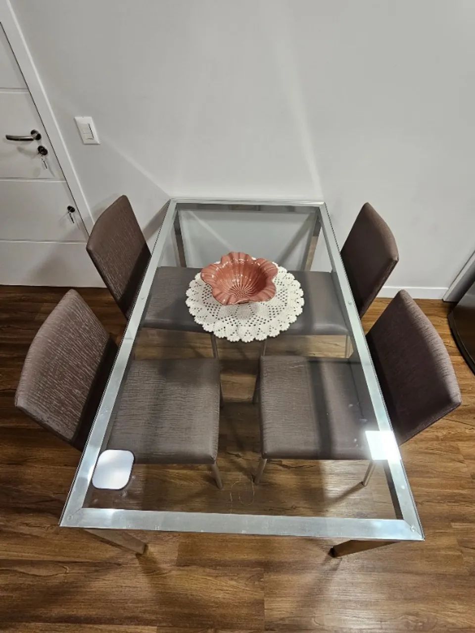 Conjunto mesa de jantar com 4 cadeiras (comporta 6 lugares) - Foto 2