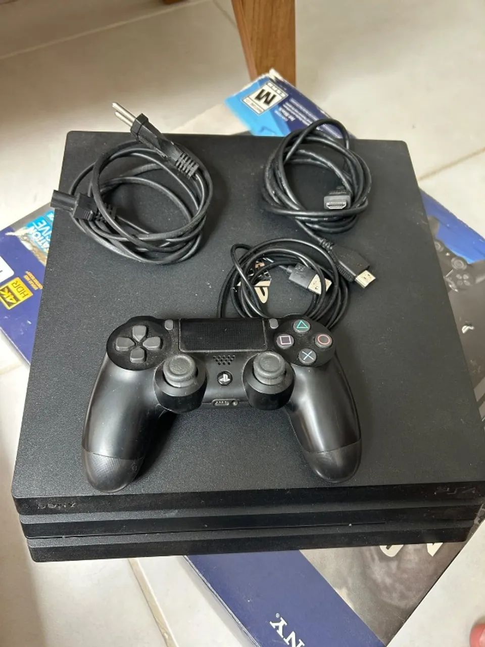 PS4 pro  - Foto 2