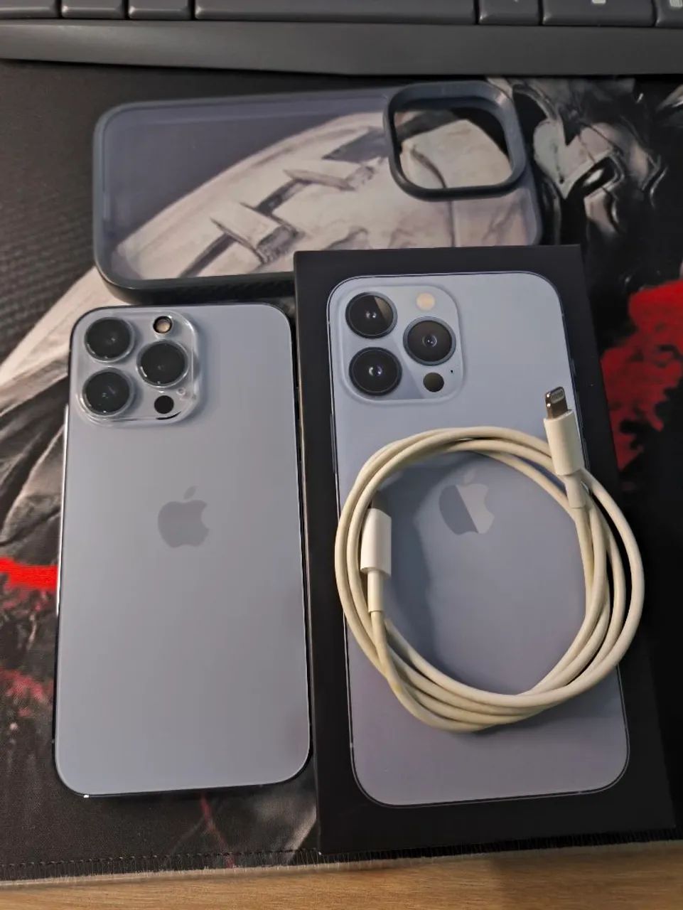 iPhone 13 Pro 256gb COM TODOS ITENS DA CAIXA 