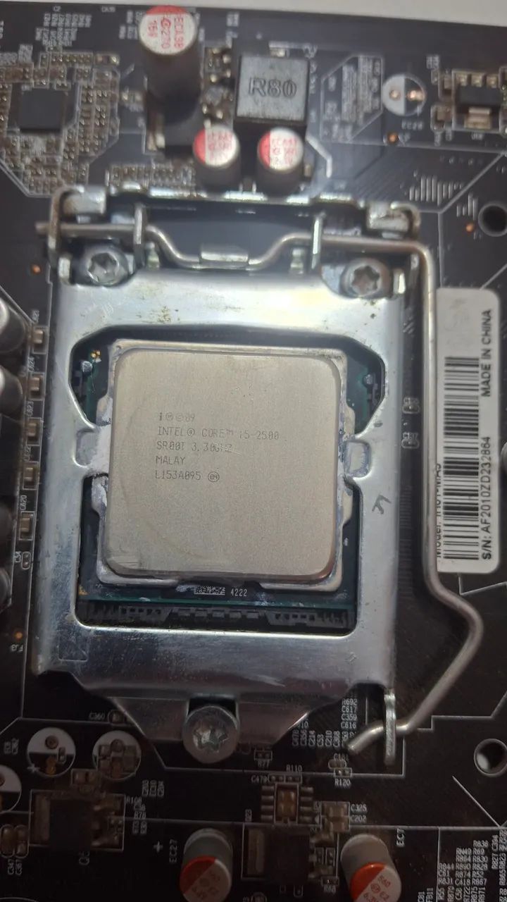 Kit: Placa-Mãe Afox/Foxconn 115xDBP + Processador Intel Core i5-2500K - Foto 2