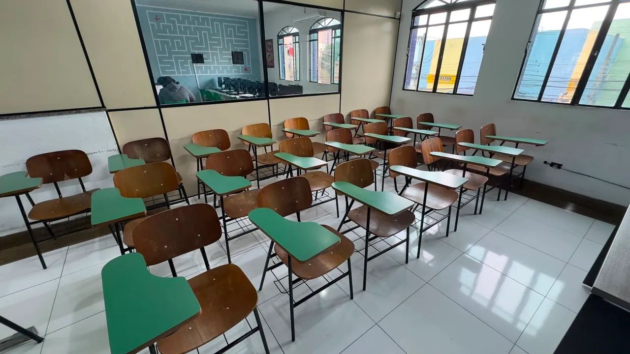 Cadeira universitária 