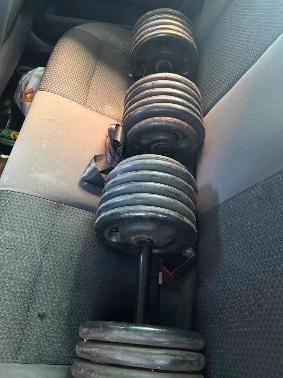 Vende-se par de halteres de 60kg cada. - Foto 2