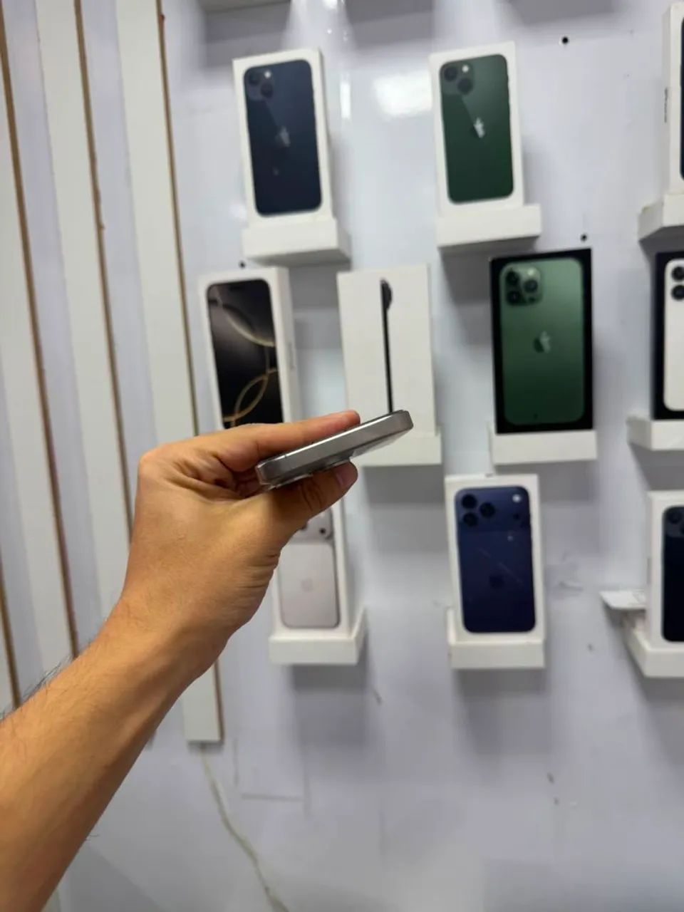 iPhone 15 Pro - 128GB <br>?3.650,00 - Foto 3