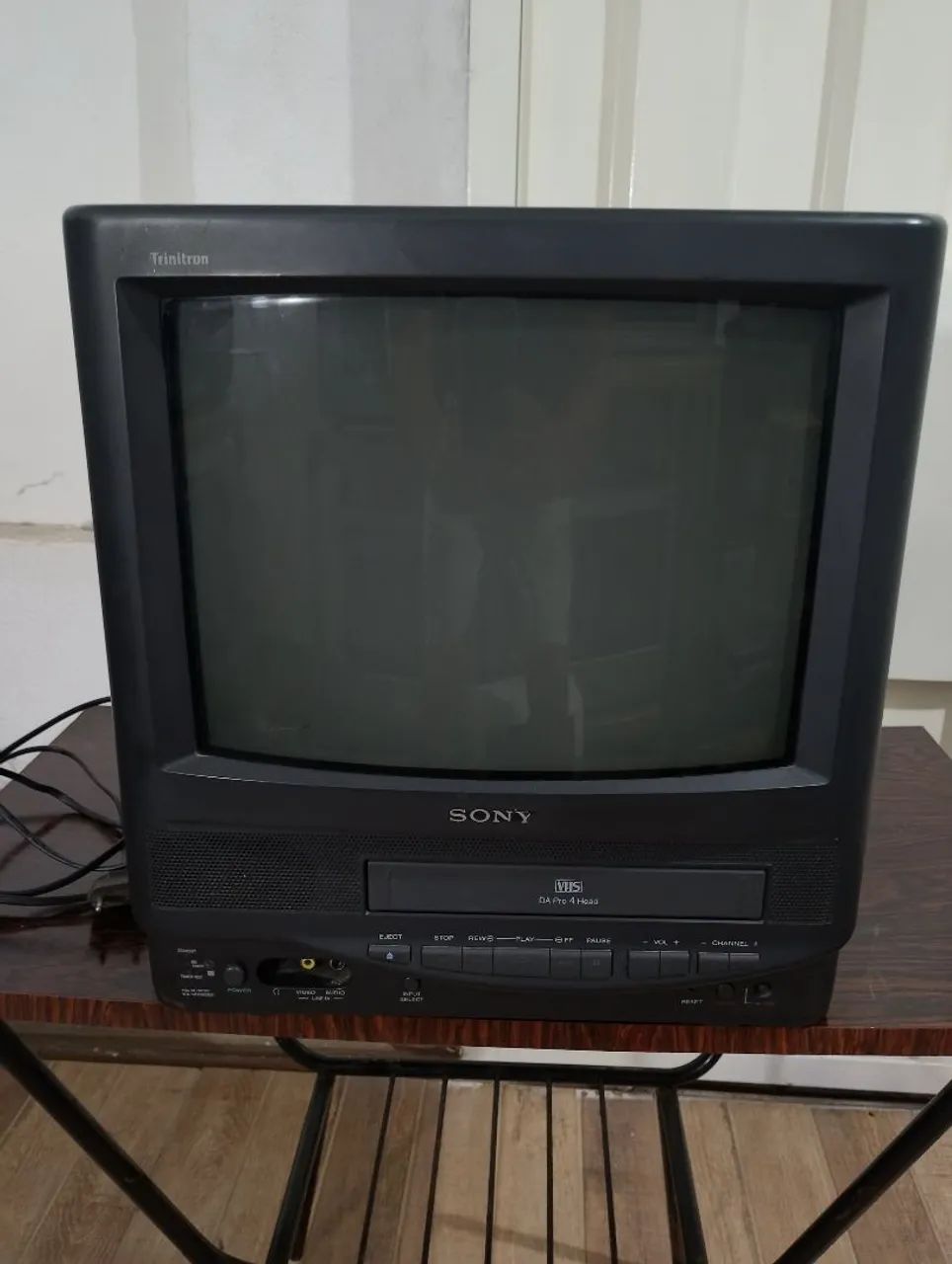 Tv de Tubo Sony 14 Polegadas/ Vídeo Cassete 