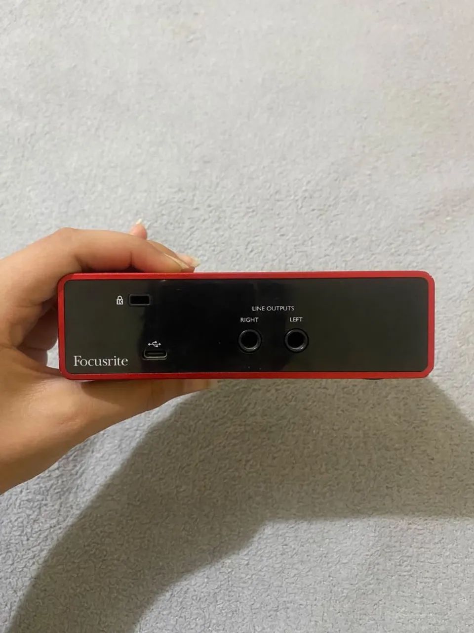 interface de áudio focusrite scarlett solo 3ª geração - Foto 2