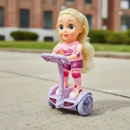 Boneca Com Patinete Hoverboard Giratório Som Luz Bate Volta  - Foto 4