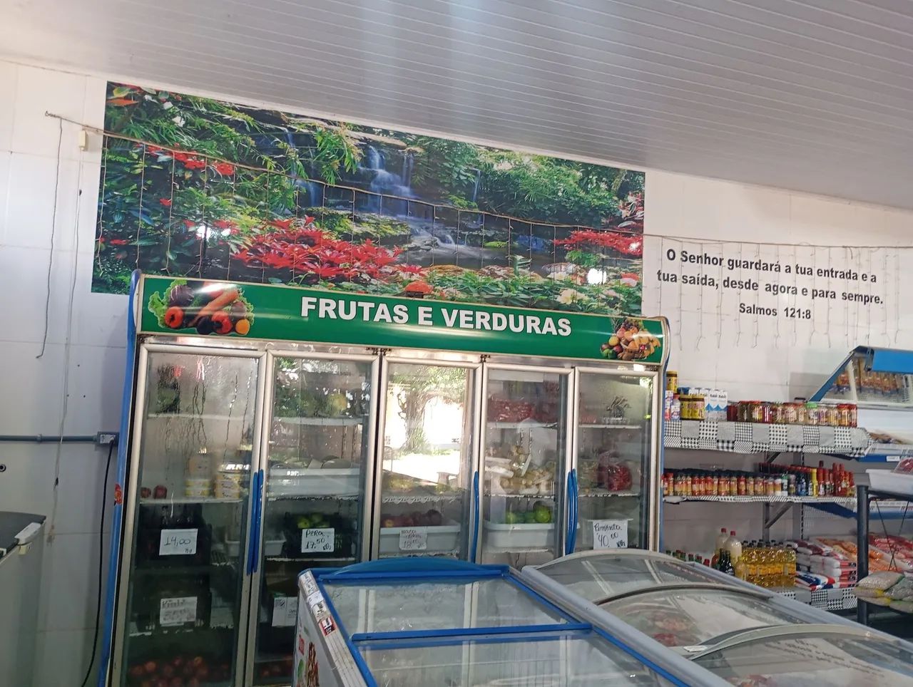 Sala comercial com uma casa de três dormitórios em Guapó  - Foto 3
