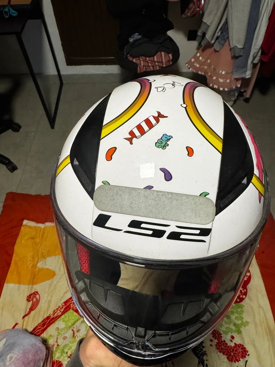 Capacete LS2 FF353J Rapid Junior Crazy Pop Infantil Branco/Rosa   - Foto 3