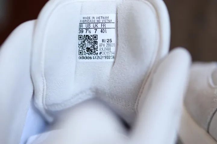 bad bunny x adidas badbo 1.0 chalk white talc - Foto 5