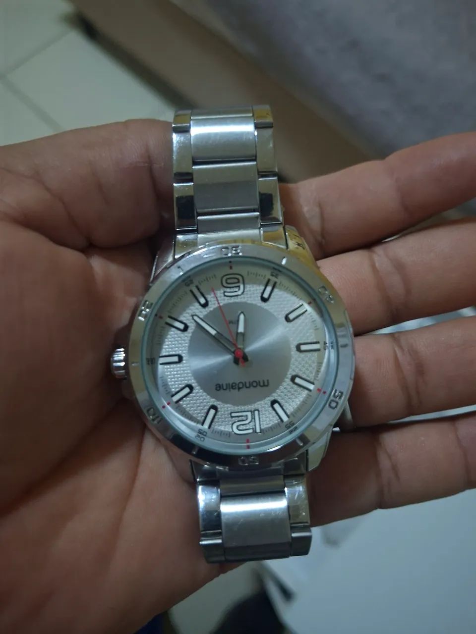 Vendendo um relógio  - Foto 3