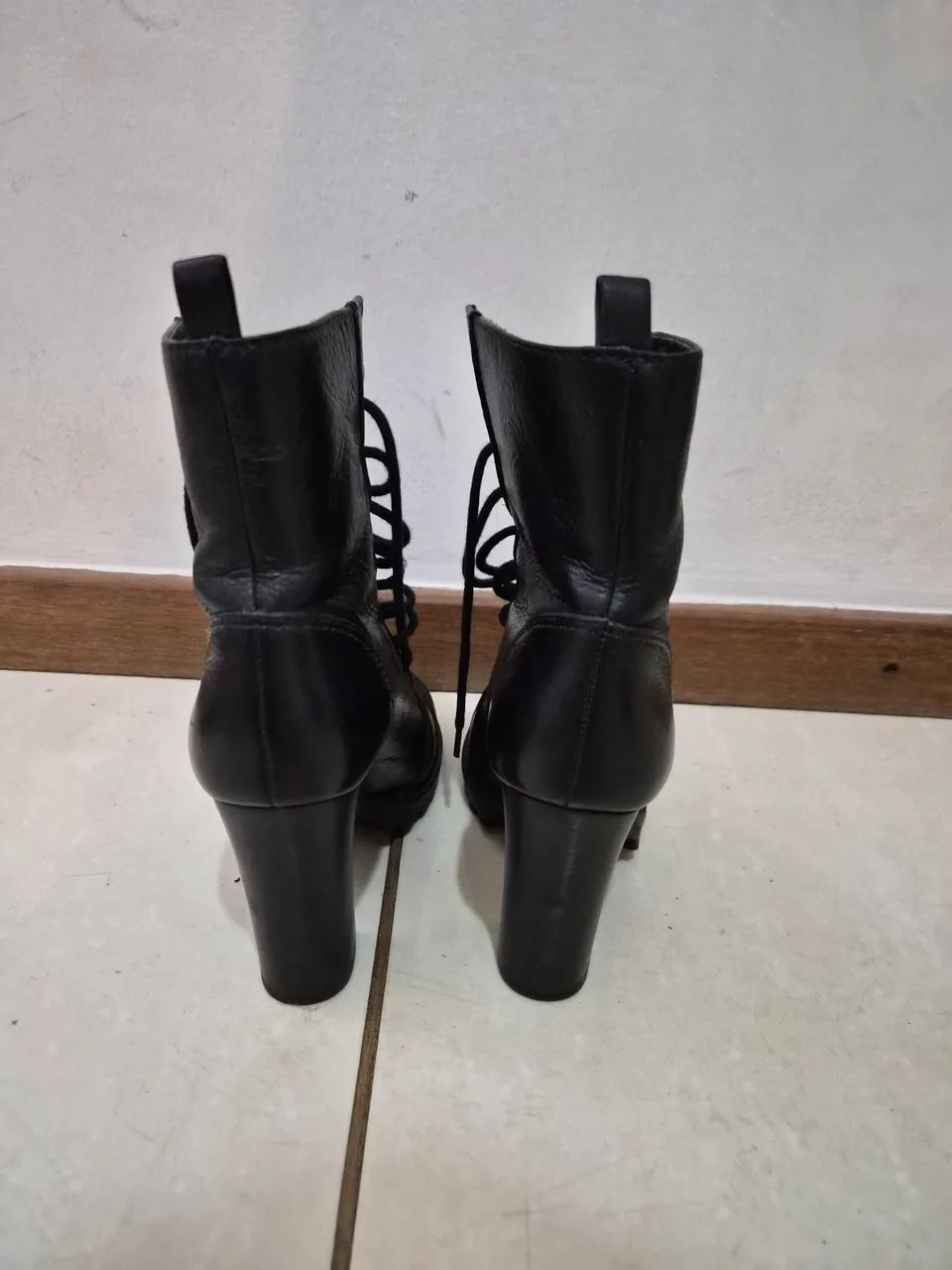 BOTA COTURNO COURO DUMOND - Foto 4