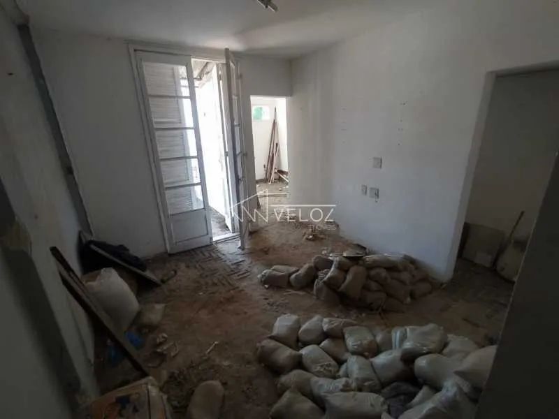 Apartamento - / Residencial / Humaitá - Foto 2