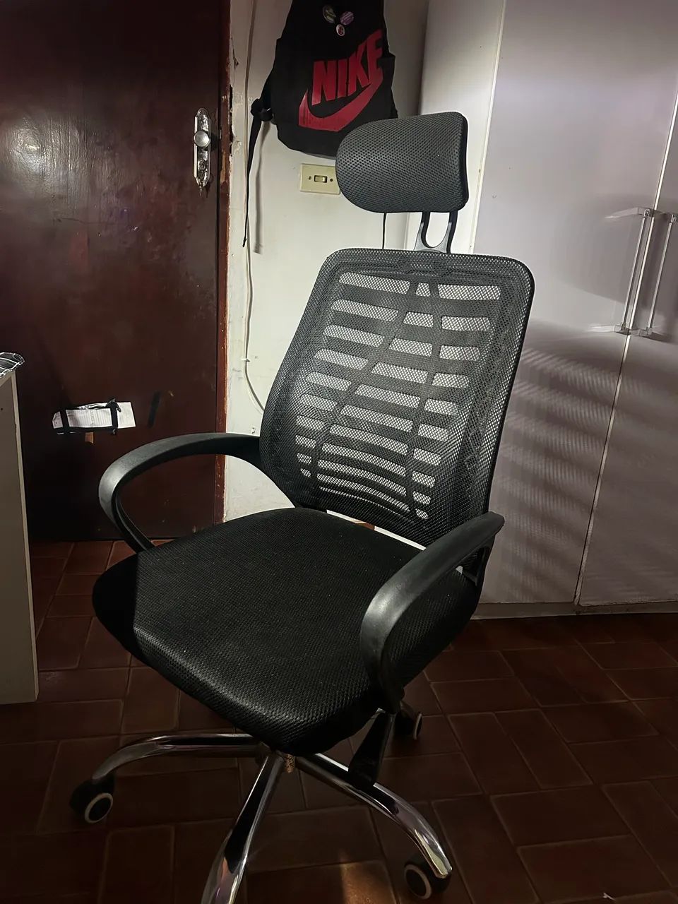 Vendo cadeira ergonômica 