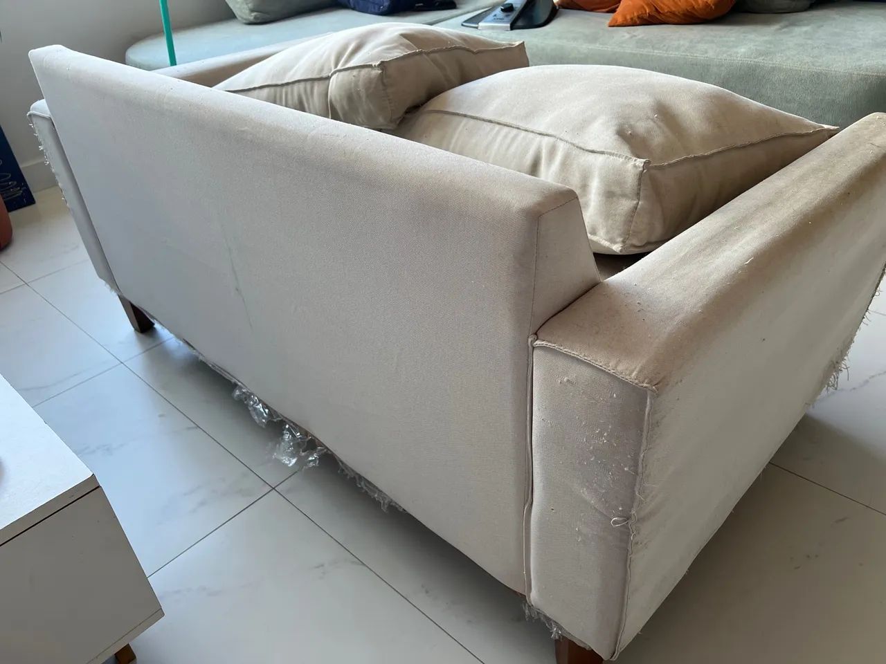 Doação de sofá 2 lugares - Foto 4