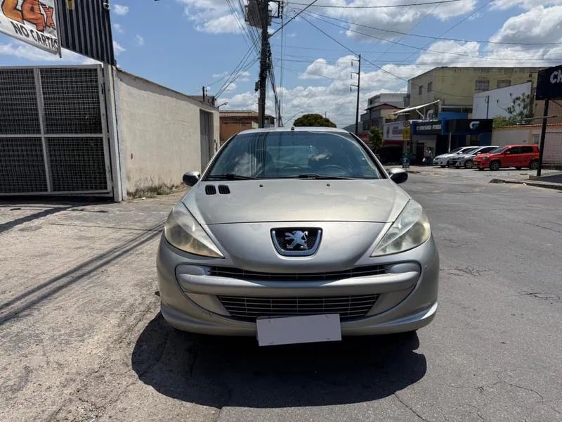 Peugeot 207 XR 1.4 FLEX 8V 3P 2013
