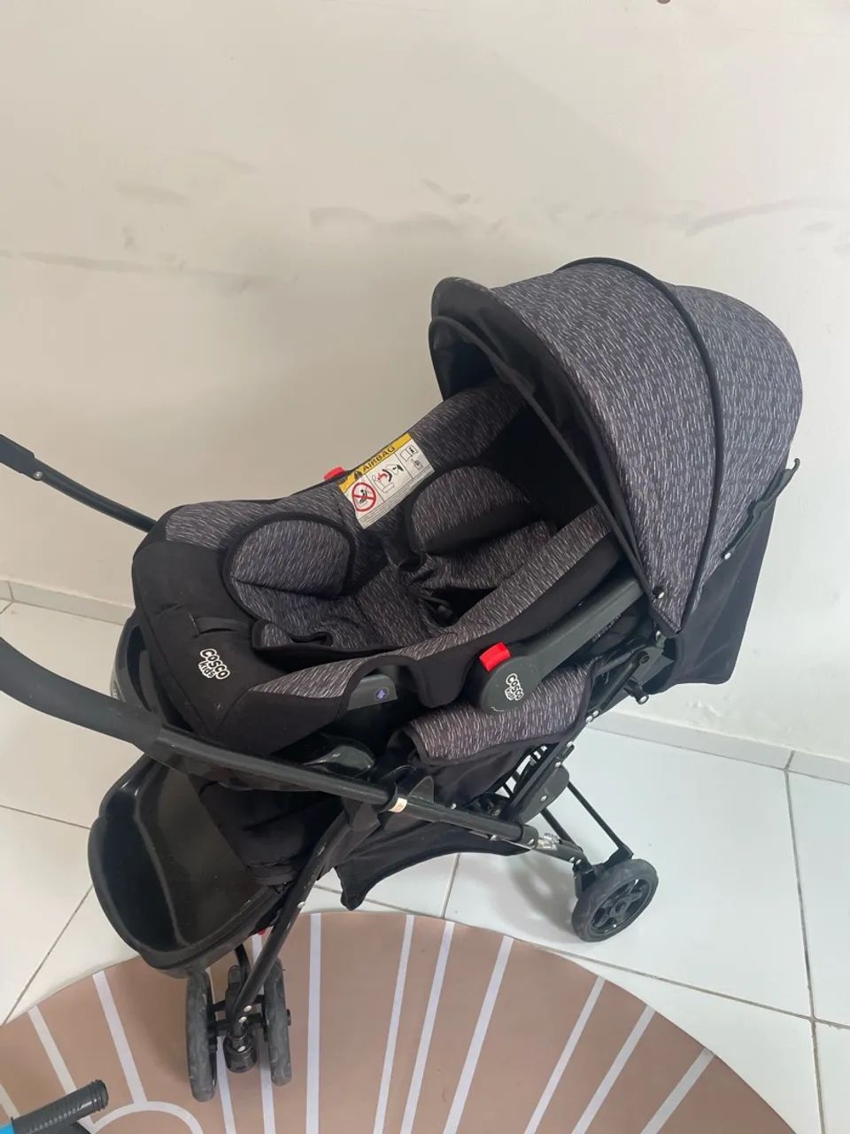 Carrinho e burigoto de bebê conjunto