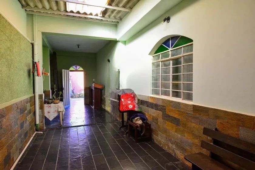 Casa à Venda - Dom Bosco, 3 Quartos, 300 m2 - Foto 2