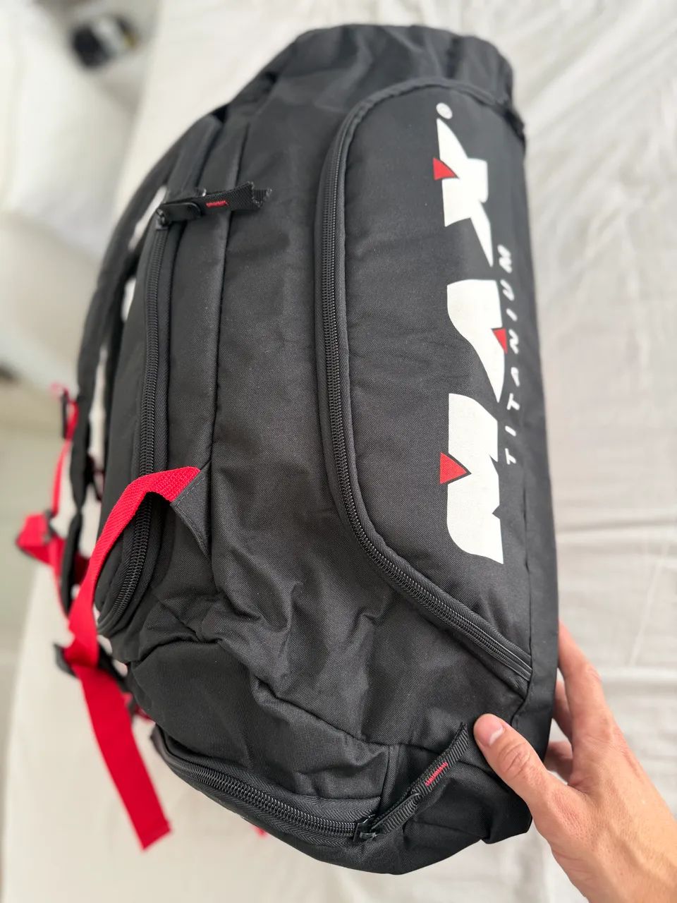 Bolsa, mochila exclusiva Max Titanium