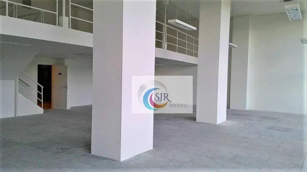Laje comercial com pé direito DUPLO - 437,00m² com 10 vagas - Foto 4