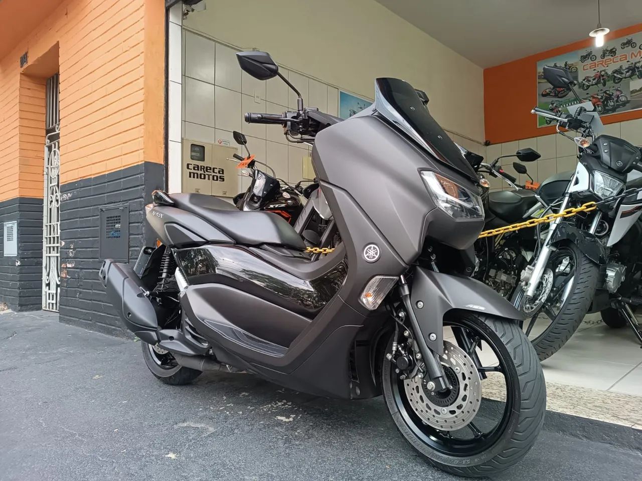 NMAX 160 2022 preta  - Foto 4