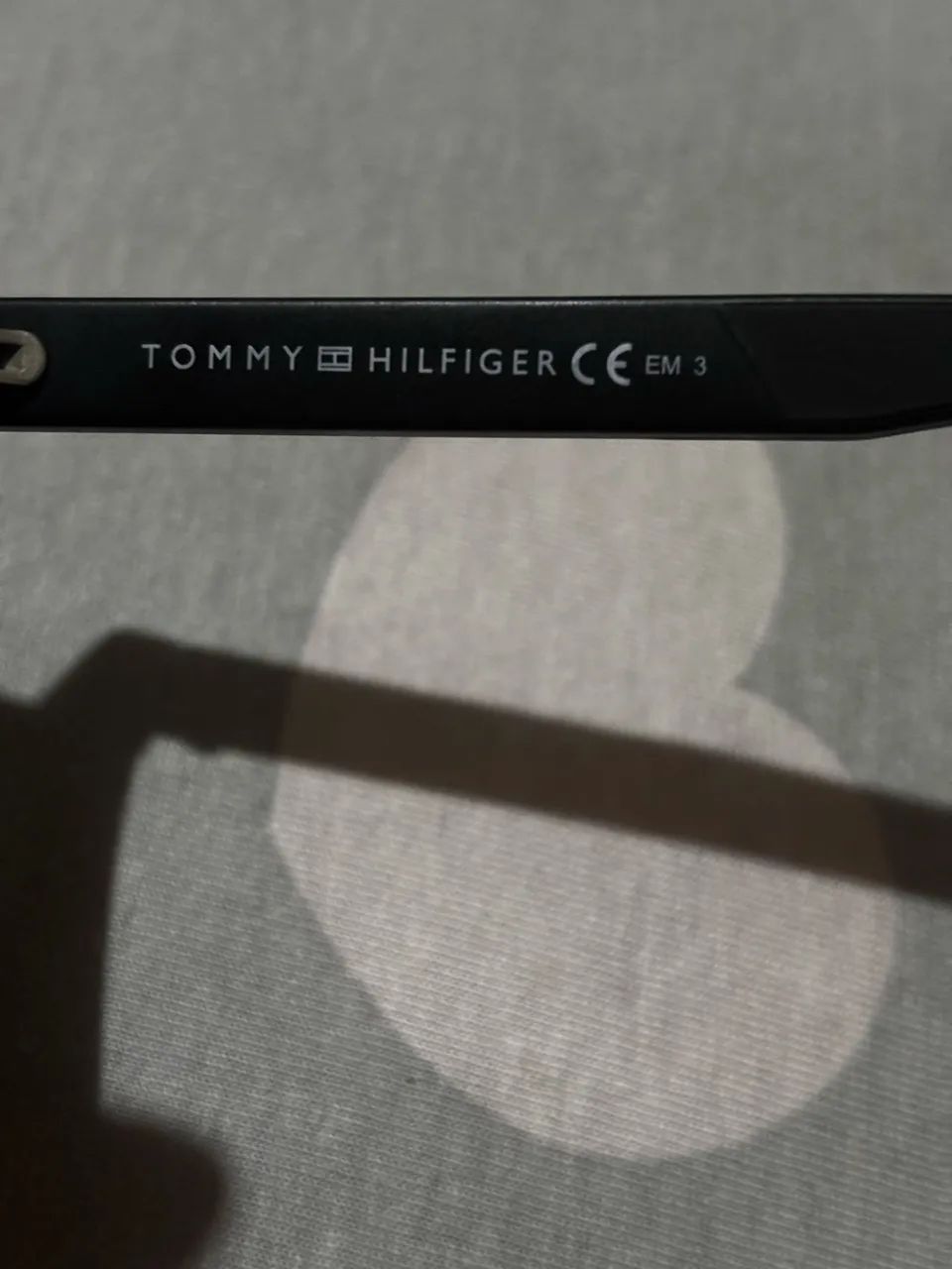 Óculos Escuro Tommy Hilfiger Original - Foto 4