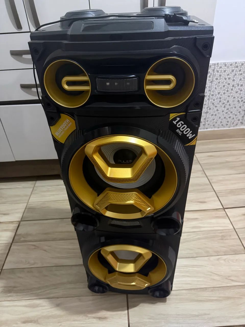 Vende-se caixa de som 1600w - Foto 2