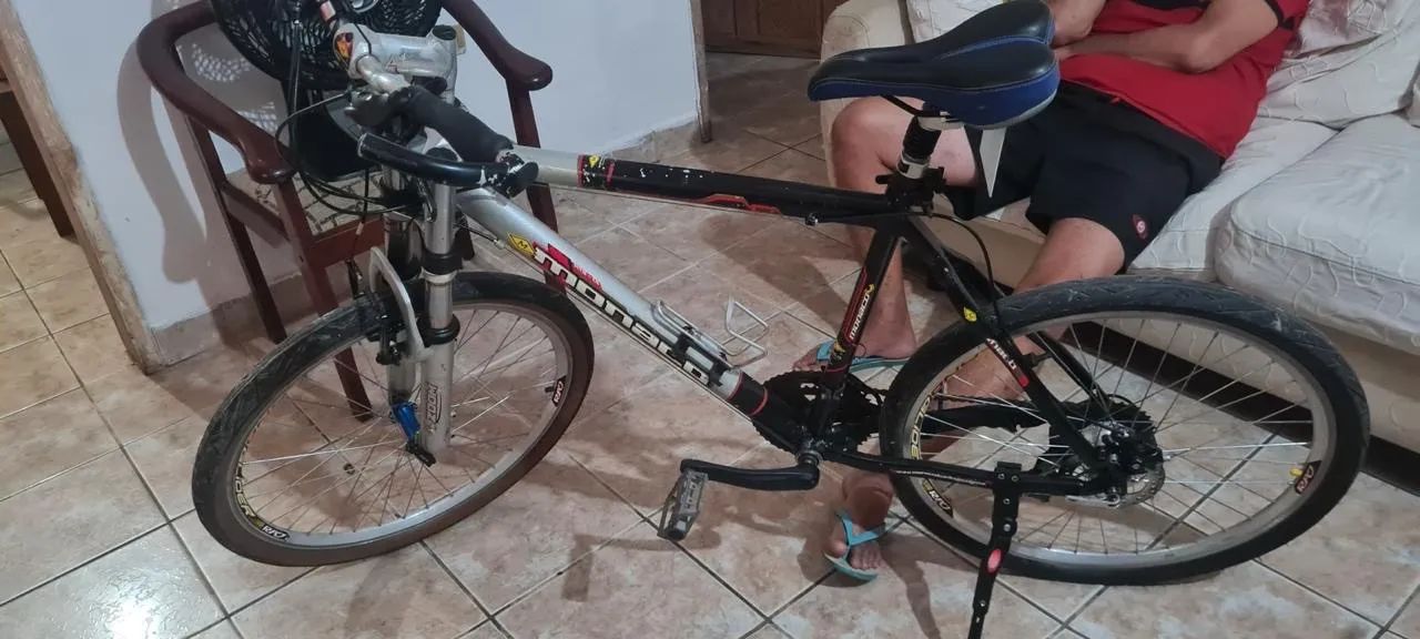 Bicicleta aro 26 alumínio  - Foto 3