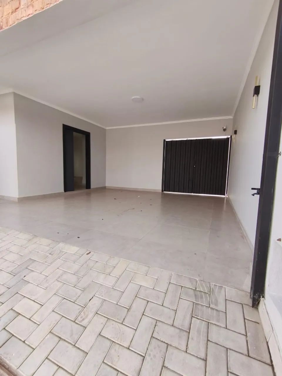 CASA COMPLETA COM ÁREA GOURMET À VENDA  - Foto 2