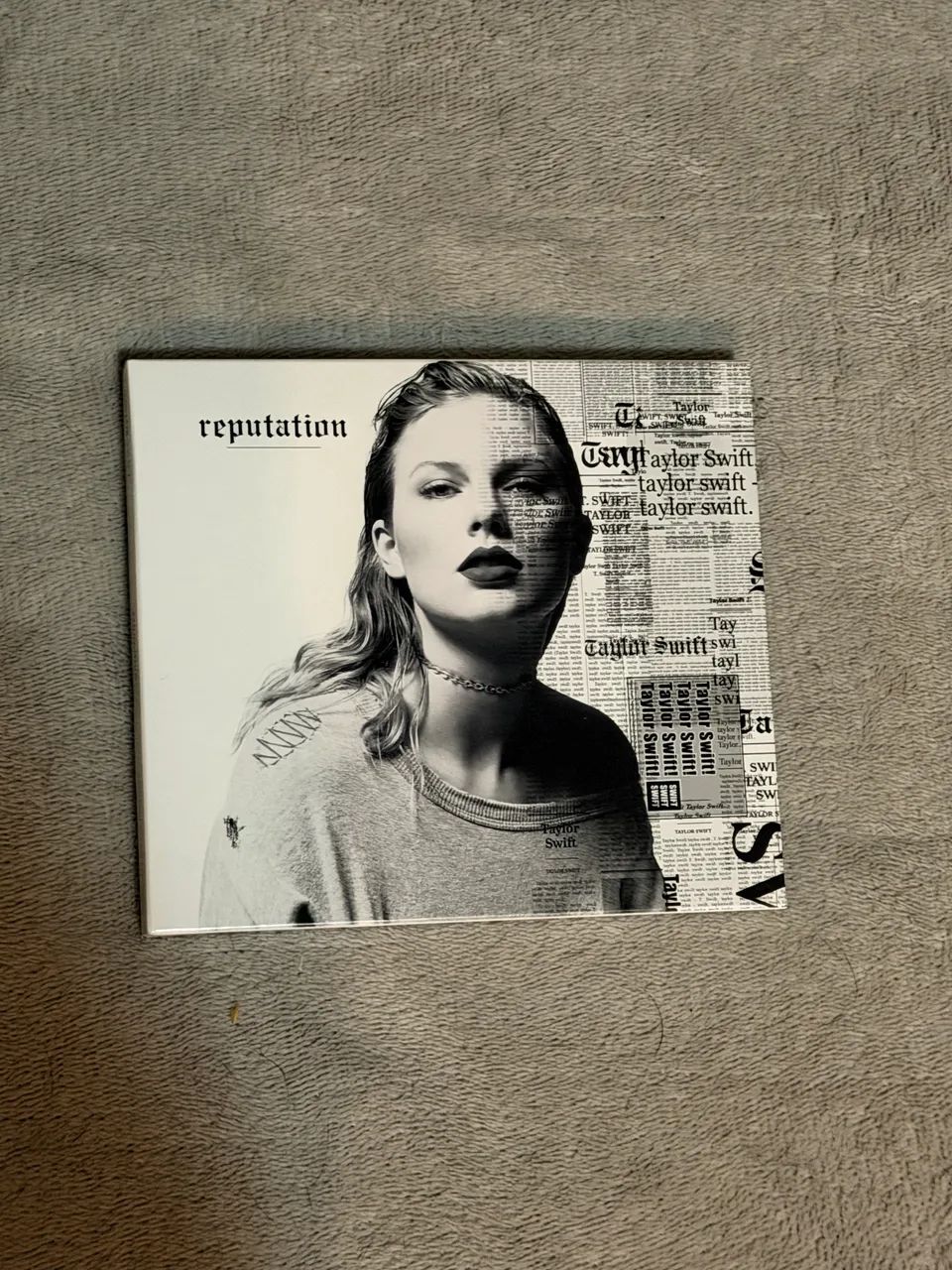 CD Taylor Swift - Reputation (Original Com Slipcase/Luva + Pôster)