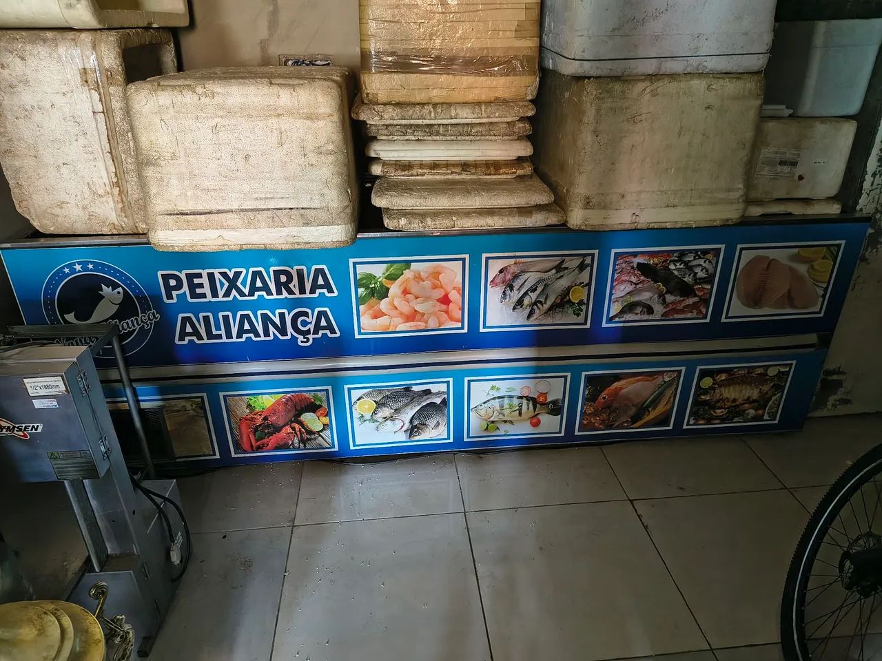 vendo freezer Alasca inox grande e 2 câmaras frigorífica 
