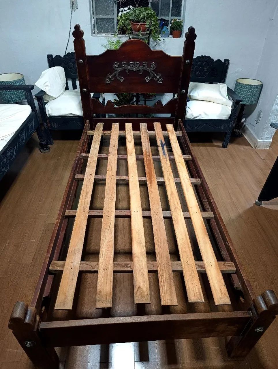 Cama de solteiro MADEIRA maciça completa  - Foto 2