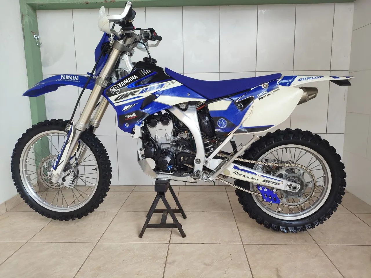 ヤマハR D250 Disponível YAMAHA WR250F ano 2009 Moto para piloto exigente
