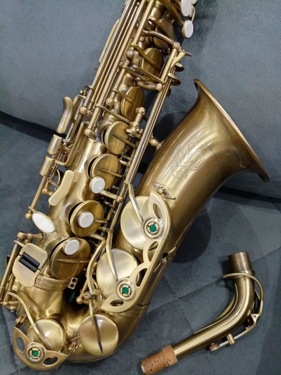 Sax alto Eagle SA 500 impecável  - Foto 5