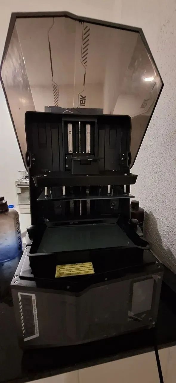 Impressora 3D Elegoo Saturn 4 Ultra 16K  - Foto 2