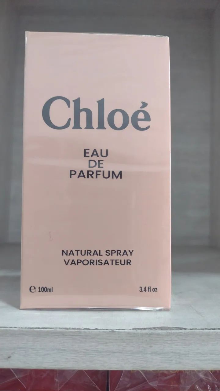 Perfumes cosméticos e produtos de beleza 