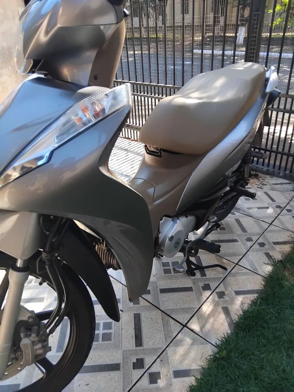 BIZ  EX 2019.     - Foto 4