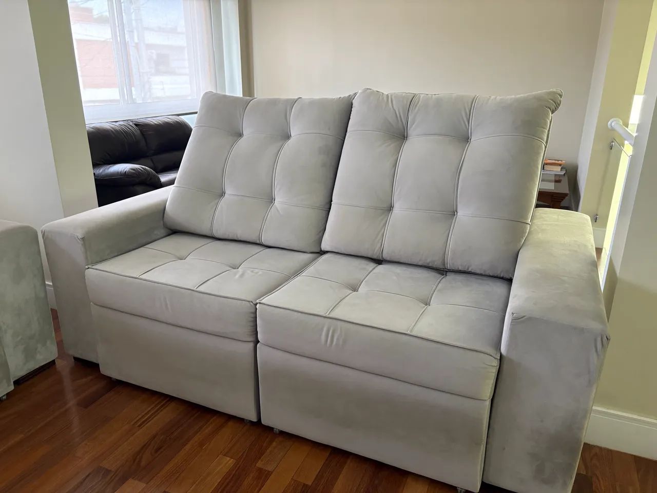 Vendo sofá 2 3 lugares bem conservado