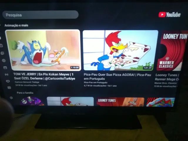Tv smart Thoshiba 42 polegadas em perfeito estado. Aceito cartão com pequena taxa.