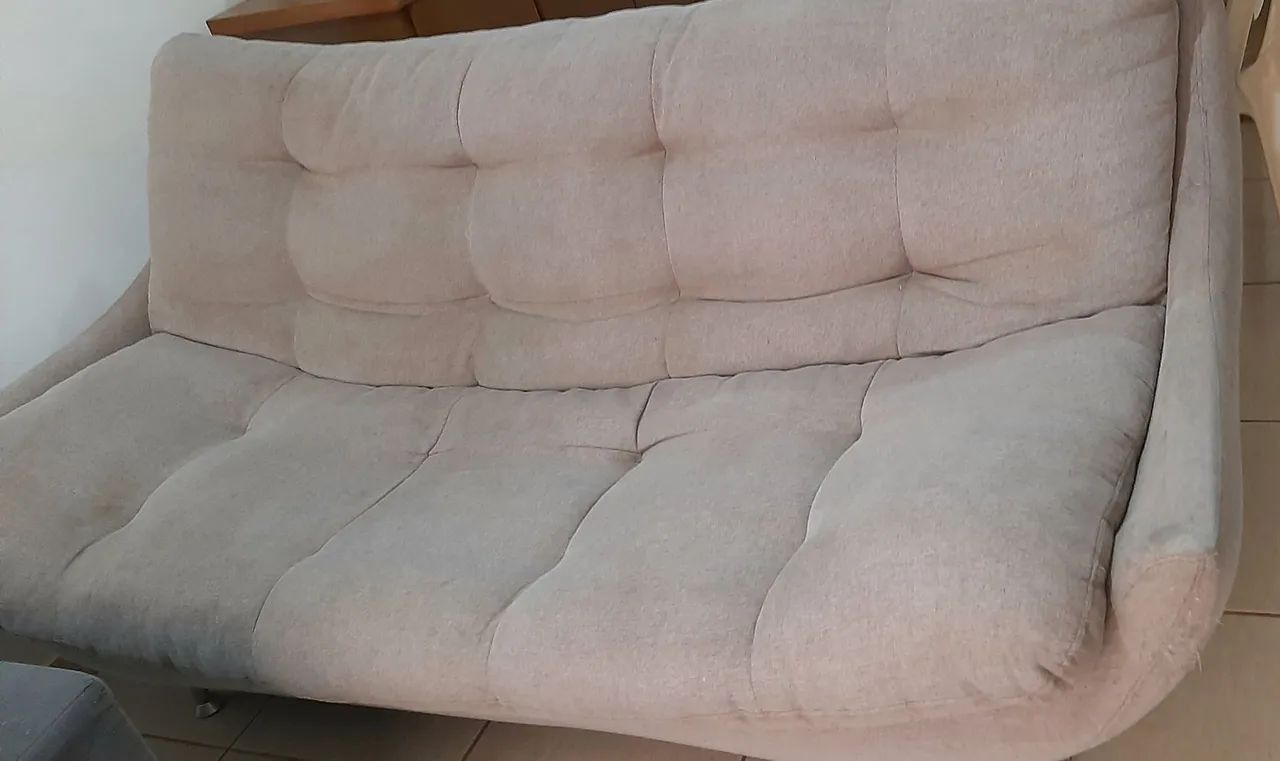 Vendo sofá de 3 lugares - Foto 2